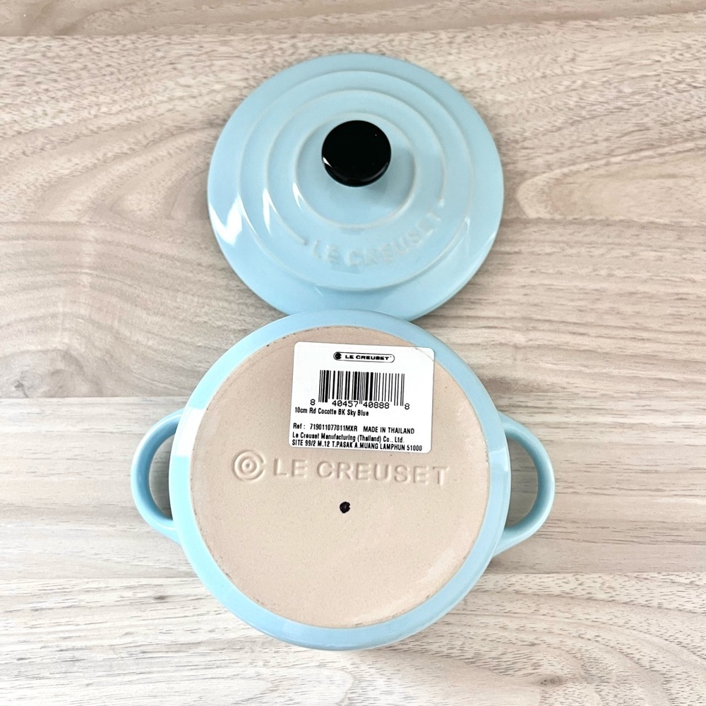 Le Creuset Mini Round Cocotte – 10cm | BK Sky Blue - Picture 3 of 3